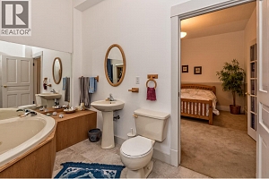 9739 Delcliffe Road - Photo 20