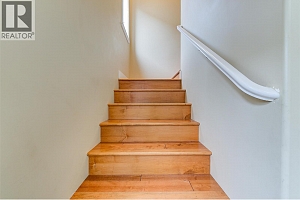 3270 Redecopp Court - Photo 31