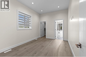 4630 Raymer Road - Photo 39