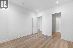 3340 Lakeshore Road Unit# 802 - Photo 14