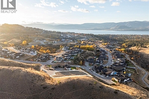 1710 Vincent Place - Photo 2