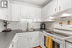 3155 Gordon Drive Unit# 304 - Photo 10