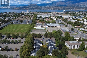 3155 Gordon Drive Unit# 304 - Photo 2