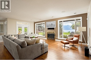 2577 Whitworth Road - Photo 26