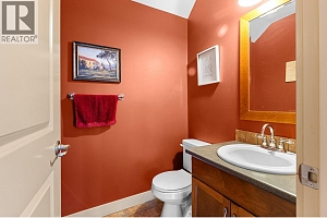 1795 Country Club Drive Unit# 201 - Photo 23