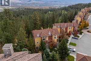 1795 Country Club Drive Unit# 201 - Photo 3