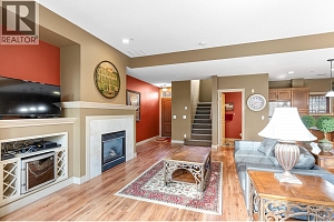 1795 Country Club Drive Unit# 201 - Photo 8