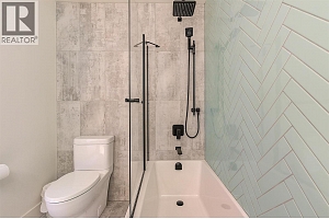 985 Manhattan Drive - Photo 38