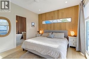 985 Manhattan Drive - Photo 45