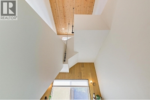 985 Manhattan Drive - Photo 52