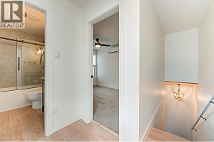 985 Manhattan Drive - Photo 73