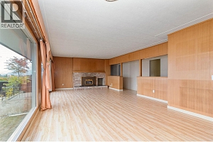 4829 Lakeshore Road - Photo 21