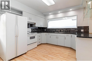 4829 Lakeshore Road - Photo 27