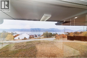 4829 Lakeshore Road - Photo 30