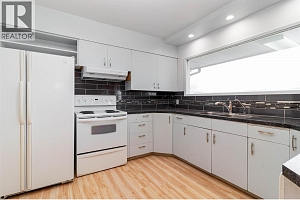 4829 Lakeshore Road - Photo 31