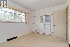 4829 Lakeshore Road - Photo 36