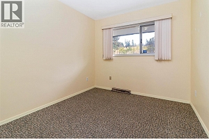 4829 Lakeshore Road - Photo 37