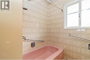 4829 Lakeshore Road - Photo 40