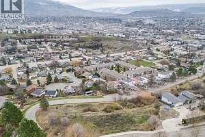 3940 35 Avenue - Photo 9