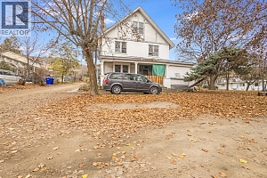 3803 32 Avenue - Photo 33