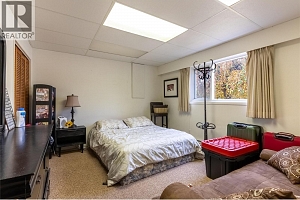 725 YATES Road - Photo 32