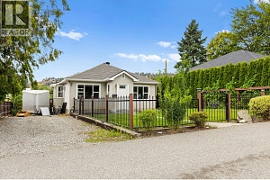 842 Glenmore Drive - Photo 2