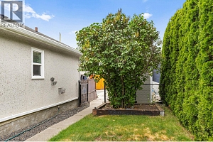 842 Glenmore Drive - Photo 35