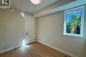 781 Martin Avenue Unit# 4 - Photo 26