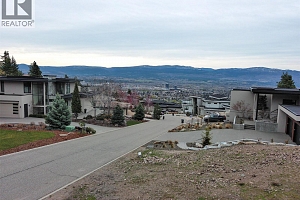 720 Pinehaven Court - Photo 10