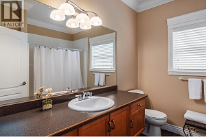 444 Quilchena Drive - Photo 32