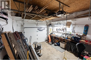 4811 Parkdale Crescent - Photo 31