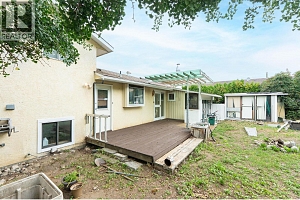 4811 Parkdale Crescent - Photo 34