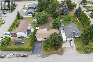 4811 Parkdale Crescent - Photo 39