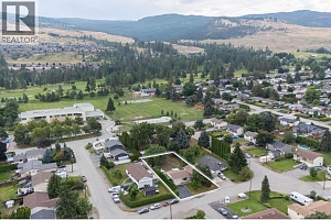 4811 Parkdale Crescent - Photo 40