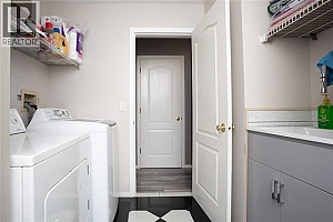 331-351 Phipps Crescent - Photo 12