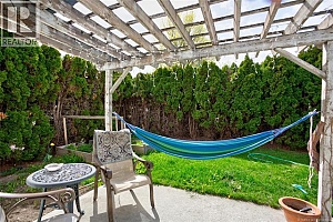 331-351 Phipps Crescent - Photo 24