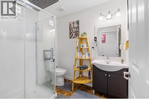 2650 Thacker Drive - Photo 17