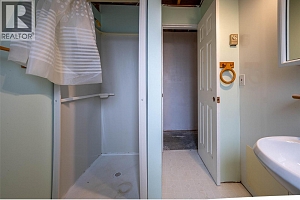 4358 Chamberlain Road - Photo 37