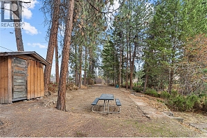 4670 Stewart Road E - Photo 15