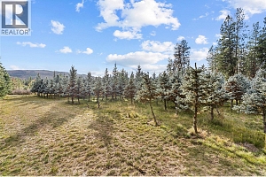 4670 Stewart Road E - Photo 17