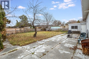 1395 Gordon Drive - Photo 14