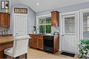 2866 Auburn Road - Photo 16