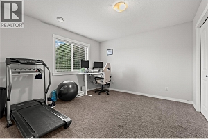 2866 Auburn Road - Photo 32