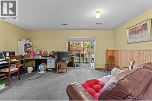 2164 Tomat Avenue - Photo 35