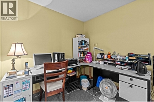 2164 Tomat Avenue - Photo 36