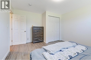 280 Dougall Road S - Photo 26