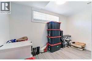 280 Dougall Road S - Photo 28