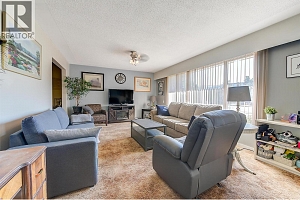 280 Dougall Road S - Photo 3