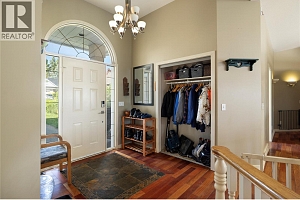 2391 Nahanni Court - Photo 2