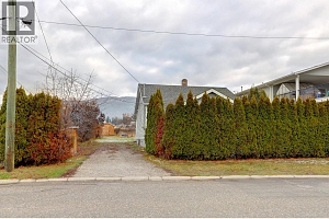 4005 24 Street - Photo 2